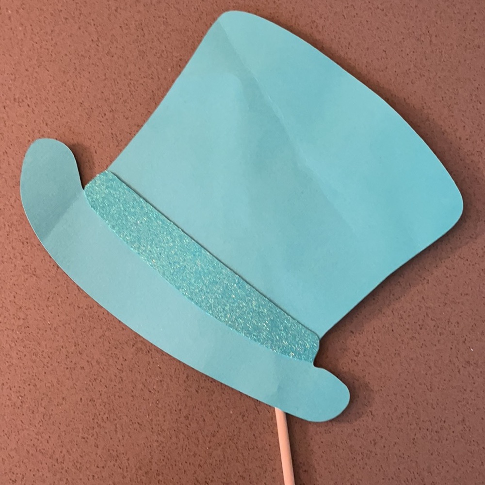 Photo Booth Props - Picture 9 of 13
